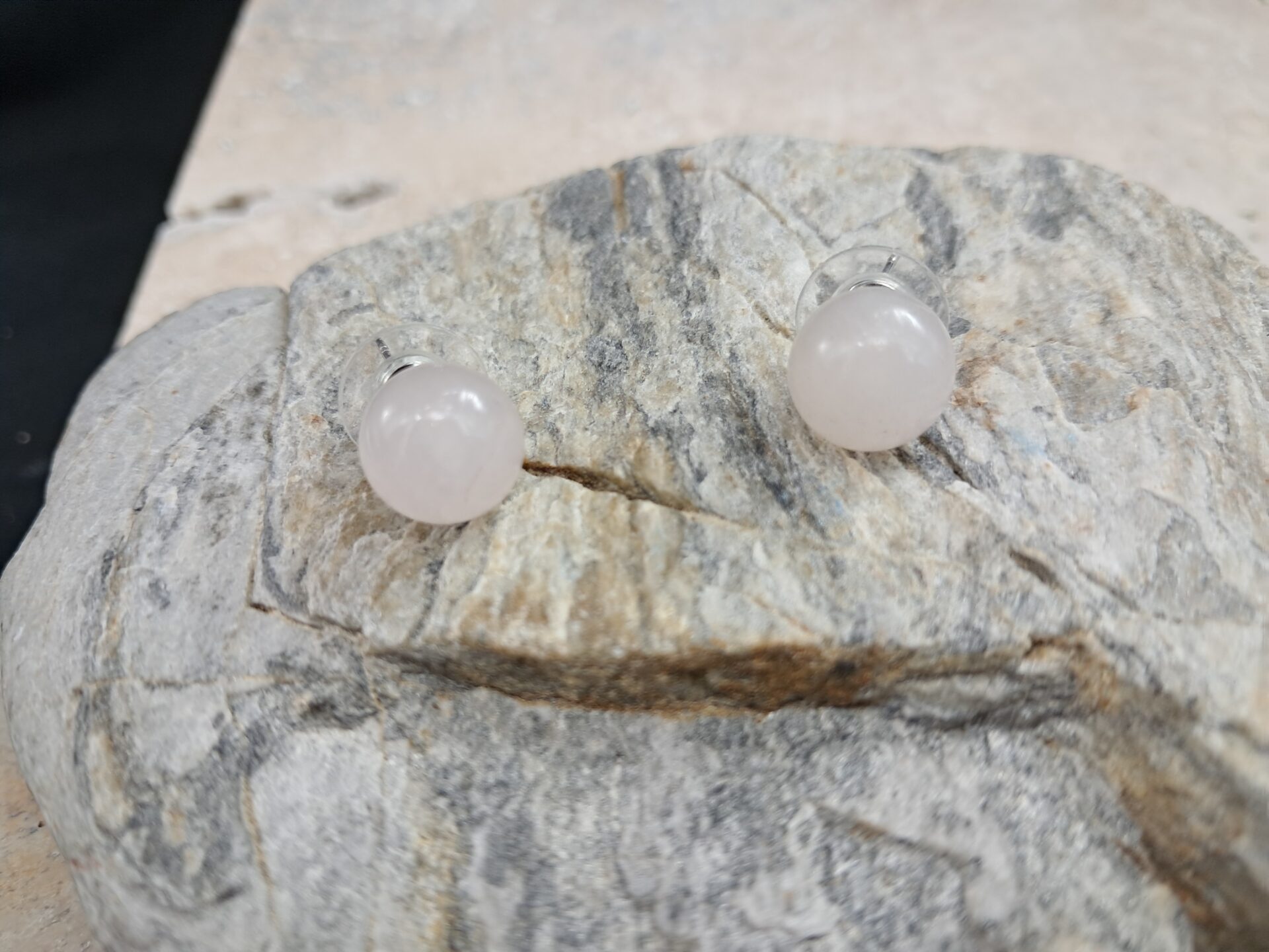 Boucles d’oreilles quartz rose (10mm)