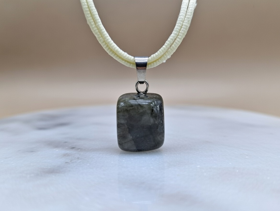 pendentif pierre roulée labradorite 10-20mm